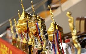 Epic商城公布第三款神秘免费游戏：恋爱游戏《永夜》